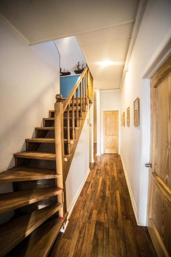 Hostal Boutique Terra Antarctica 蓬塔阿雷纳斯 外观 照片